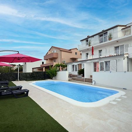 Apartment Mihovilovic Slatine Ngoại thất bức ảnh