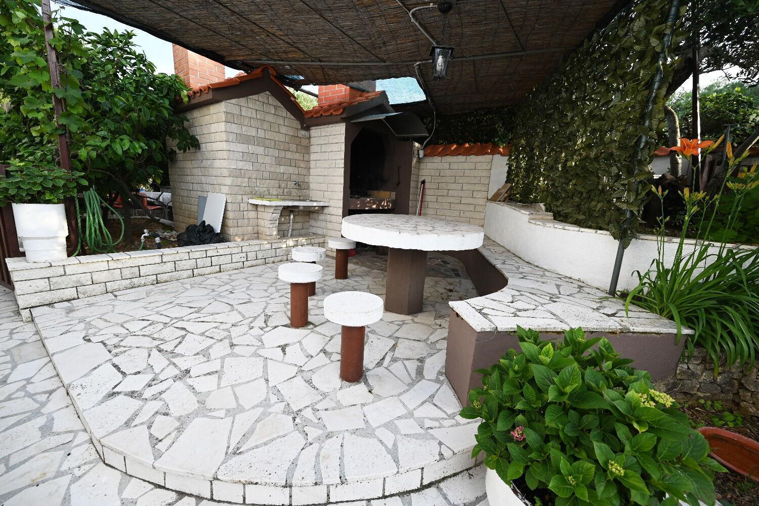 Apartment Mihovilovic Slatine Ngoại thất bức ảnh