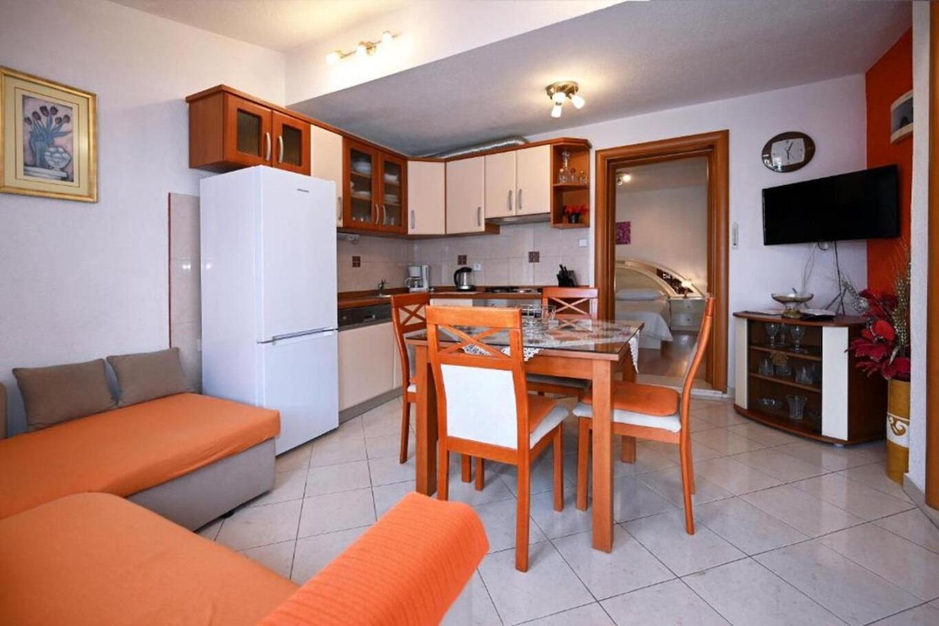 Apartment Mihovilovic Slatine Ngoại thất bức ảnh