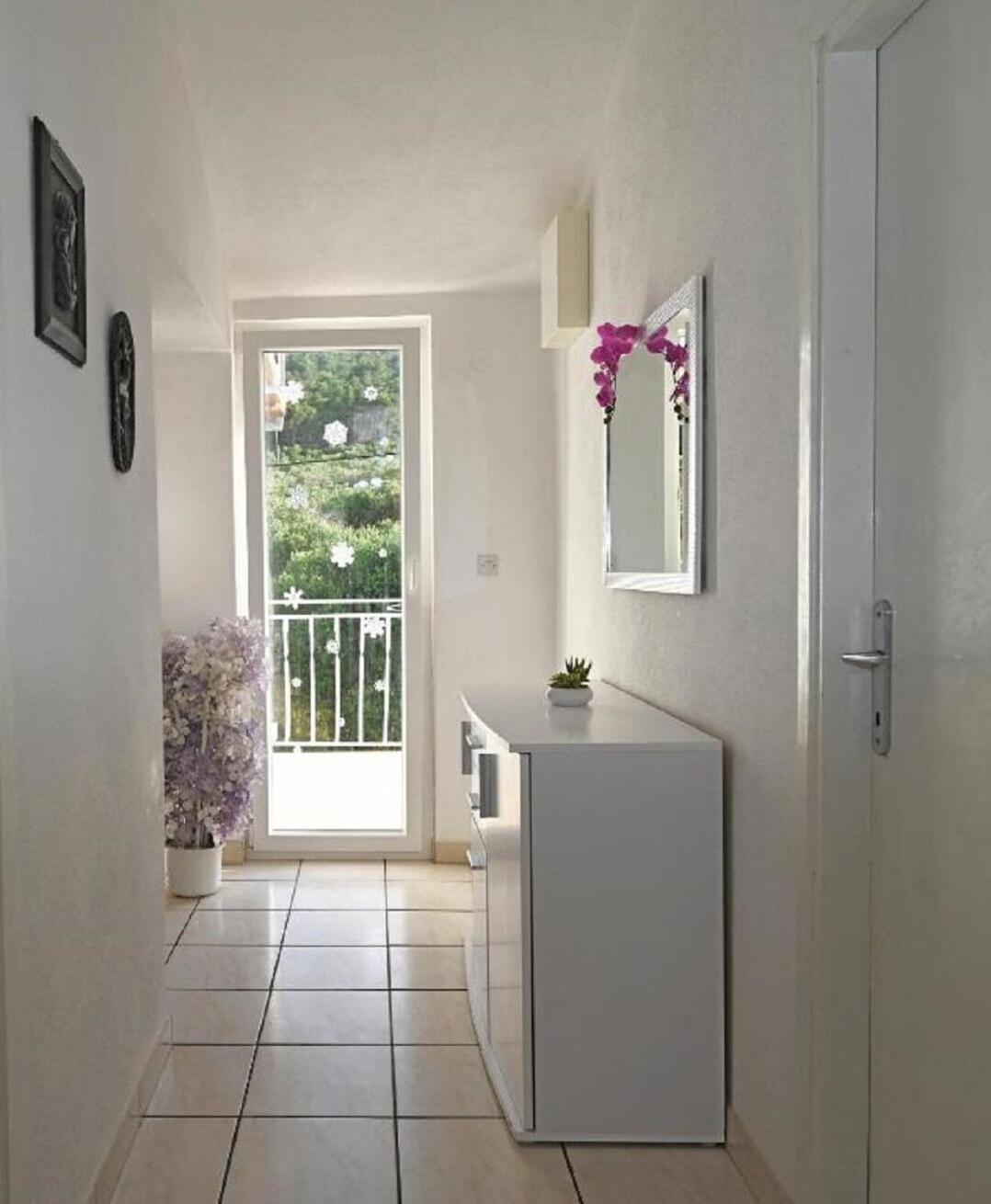 Apartment Mihovilovic Slatine Ngoại thất bức ảnh