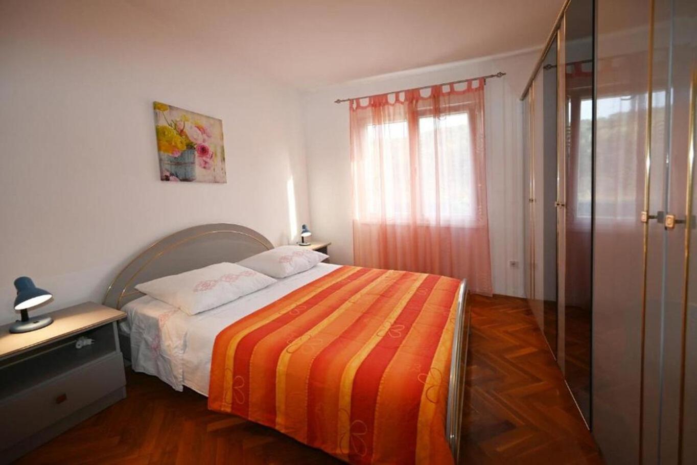 Apartment Mihovilovic Slatine Ngoại thất bức ảnh